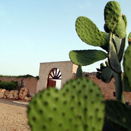 Hotel Masseria Tutosa オストゥーニ エクステリア 写真