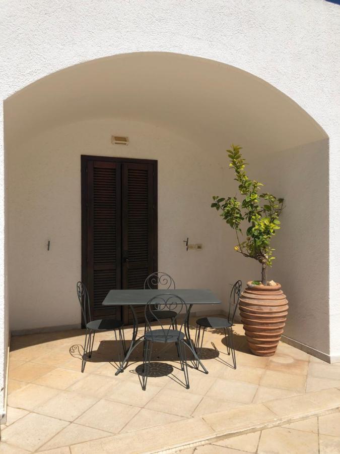 Hotel Masseria Tutosa オストゥーニ エクステリア 写真