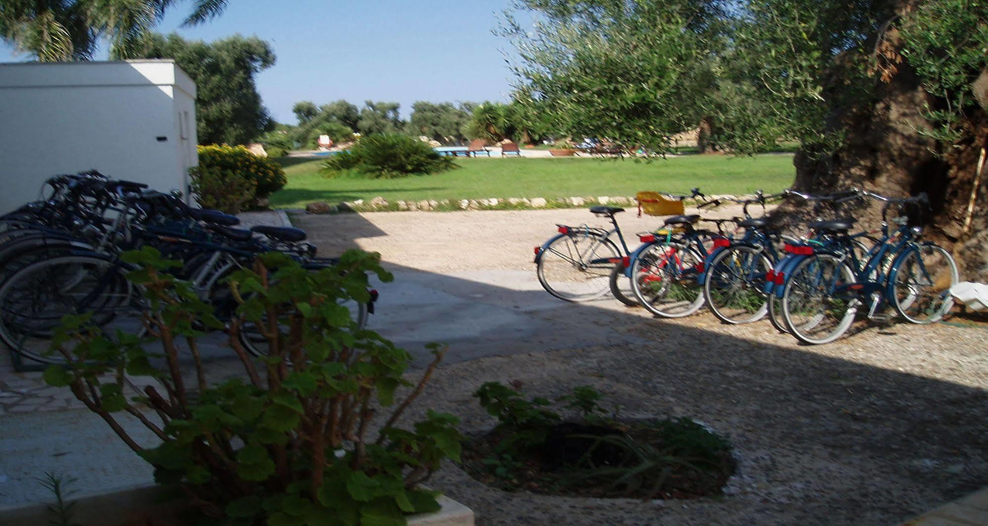 Hotel Masseria Tutosa オストゥーニ エクステリア 写真